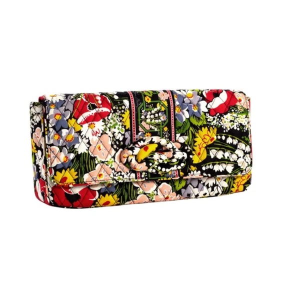 Vera Bradley Handbags - Vera Bradley Poppy Fields Floral Knot Purse/Clutch